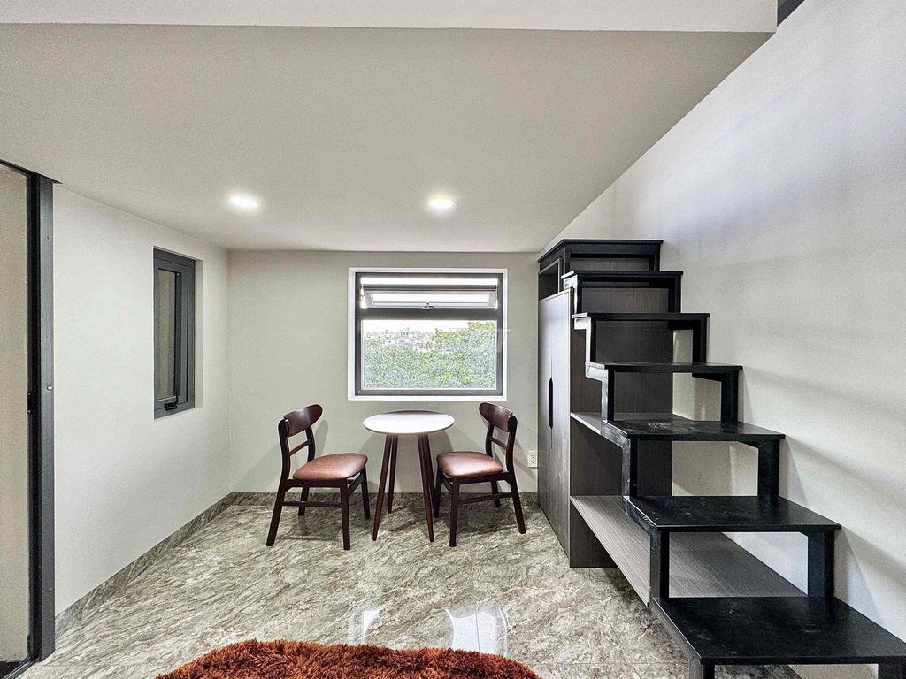 Rent the window window door full interior right over hereart Phan Huy Ích