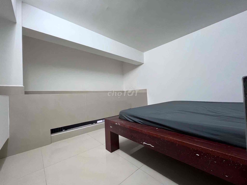 One open balcony bedroom near ulf sgu tdt rmit 5 district 3