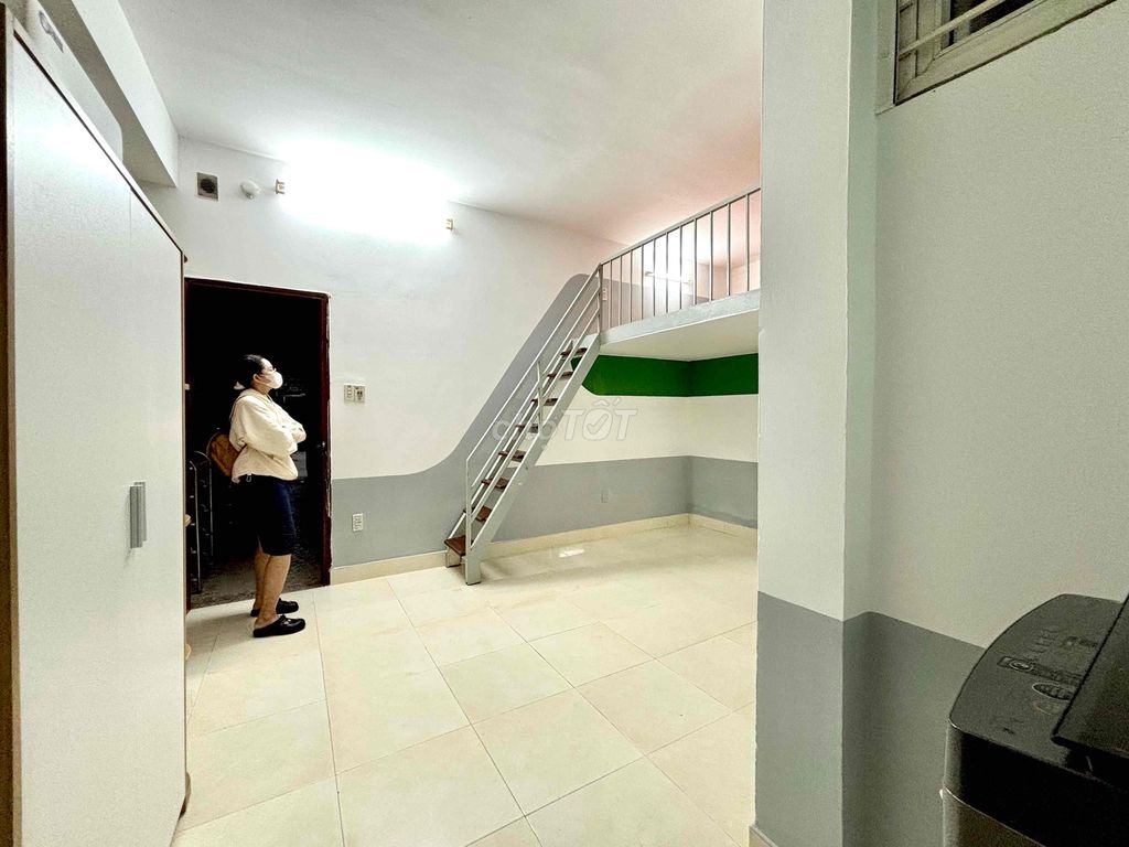 Full ground interior 40 meters wide, private washing machine - near 340 kx-4.