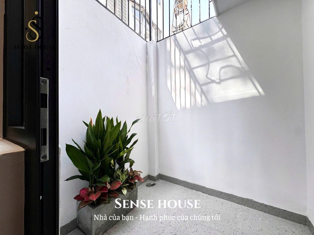 1 Garden Bedroom, 35 meters 2 Huỳnh Văn Nghệ, near the Bait Market