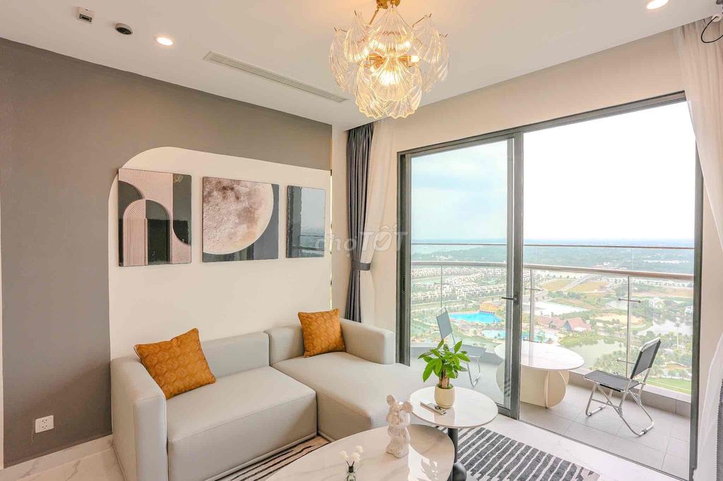 We'll rent out the Vinhomes Grand Park bedroom at 4 million.