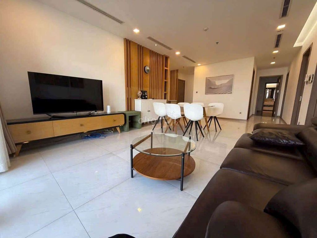 Two bedrooms, two bathrooms, 91 meters Park 3th floor in the landmark 81.