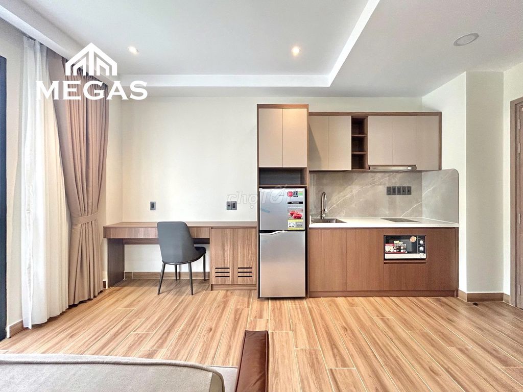 the balcony service apartment - super open sky windows right in the cnc unfm - hutech - fpt