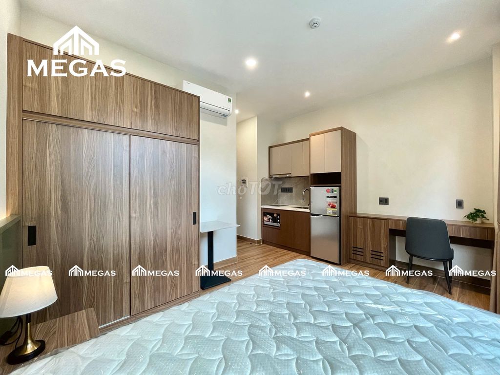 the balcony service apartment - super open sky windows right in the cnc unfm - hutech - fpt