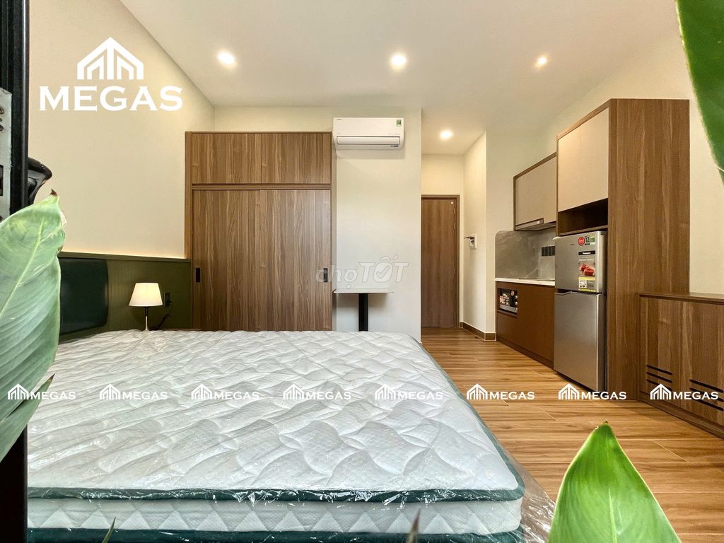 the balcony service apartment - super open sky windows right in the cnc unfm - hutech - fpt