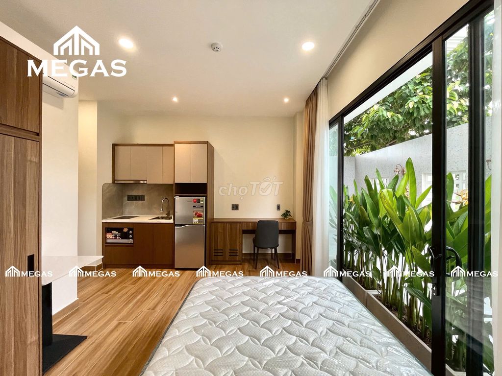 the balcony service apartment - super open sky windows right in the cnc unfm - hutech - fpt