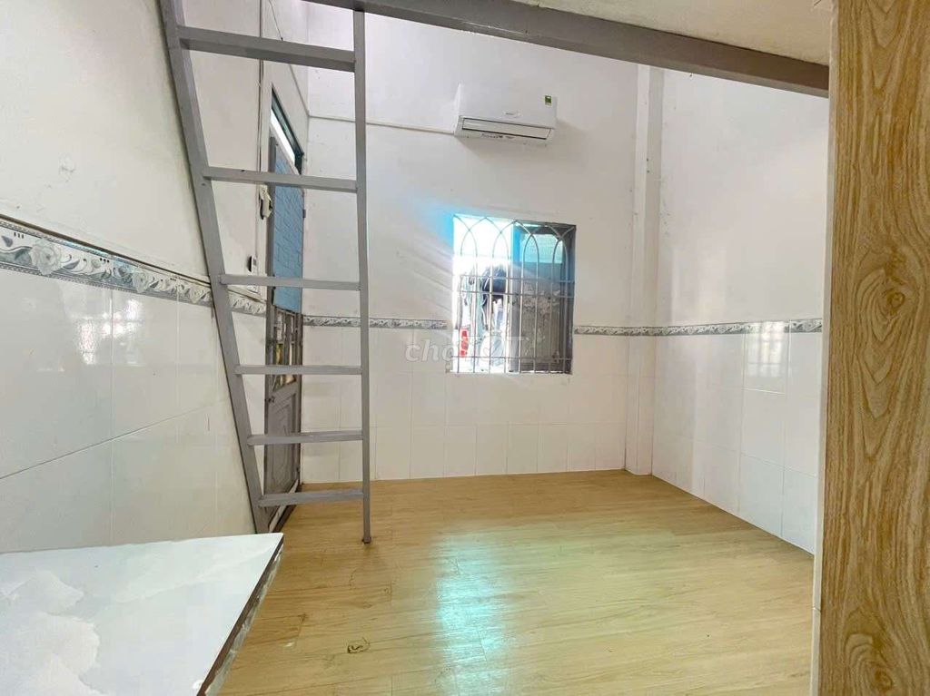 Ten rooms Trần Bá Giao service. Gò Vấp