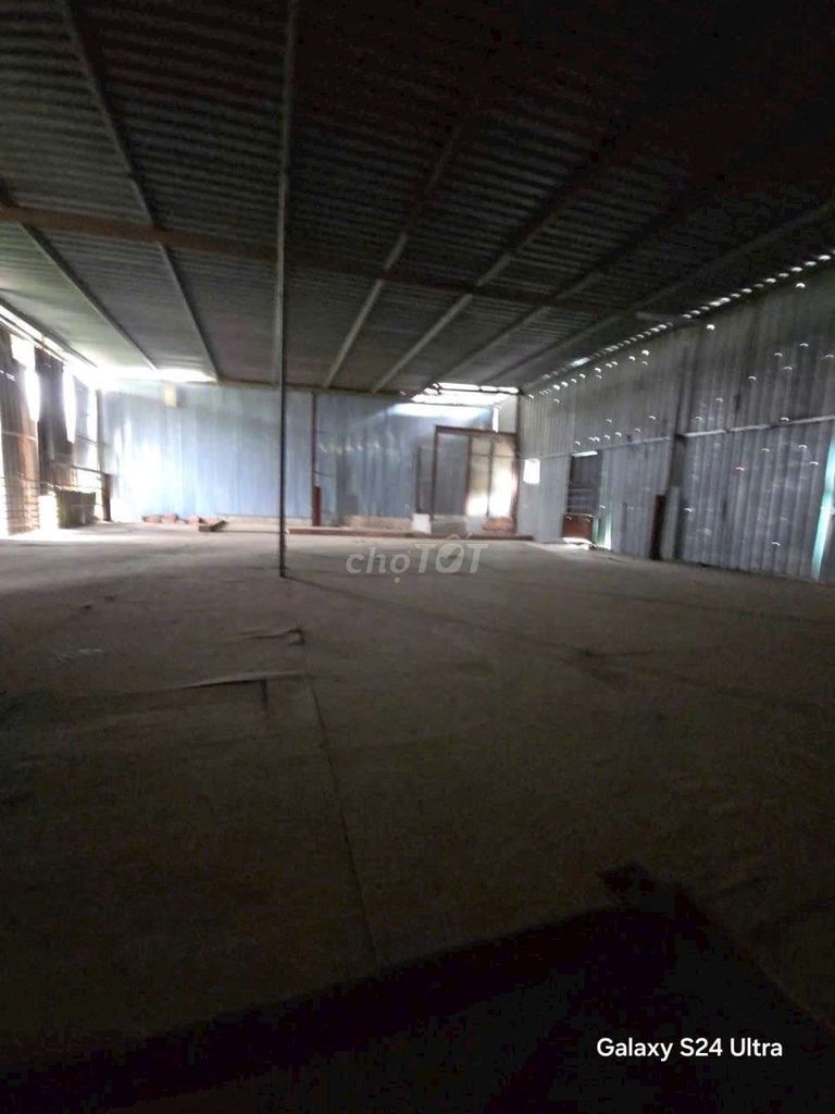Near cv GioZA 12 018 meters 96 m2 + 2x50 truck path 9 million a month