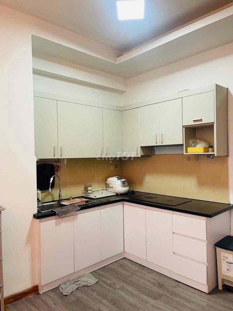 Rent apartment three- FullNT beautiful bedrooms.