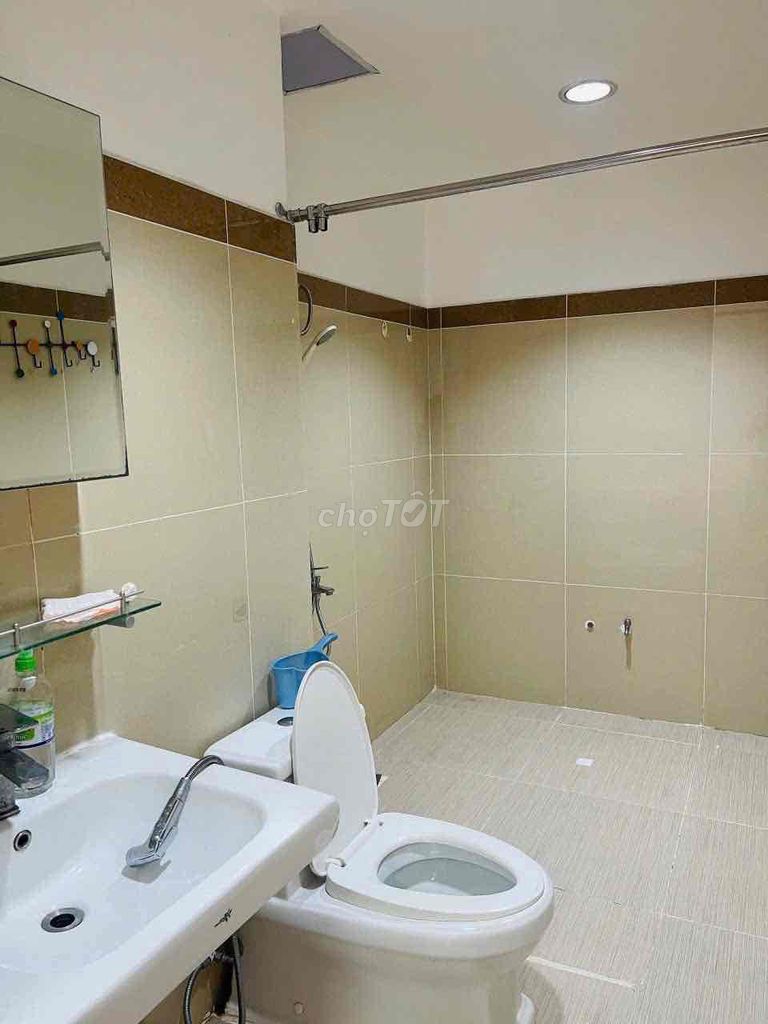 Rent apartment three- FullNT beautiful bedrooms.