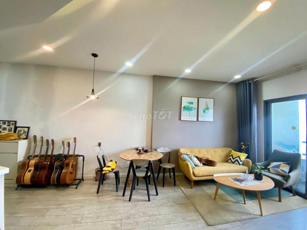 Rent Qq170 meters, 2 bedrooms, 17 million a month.
