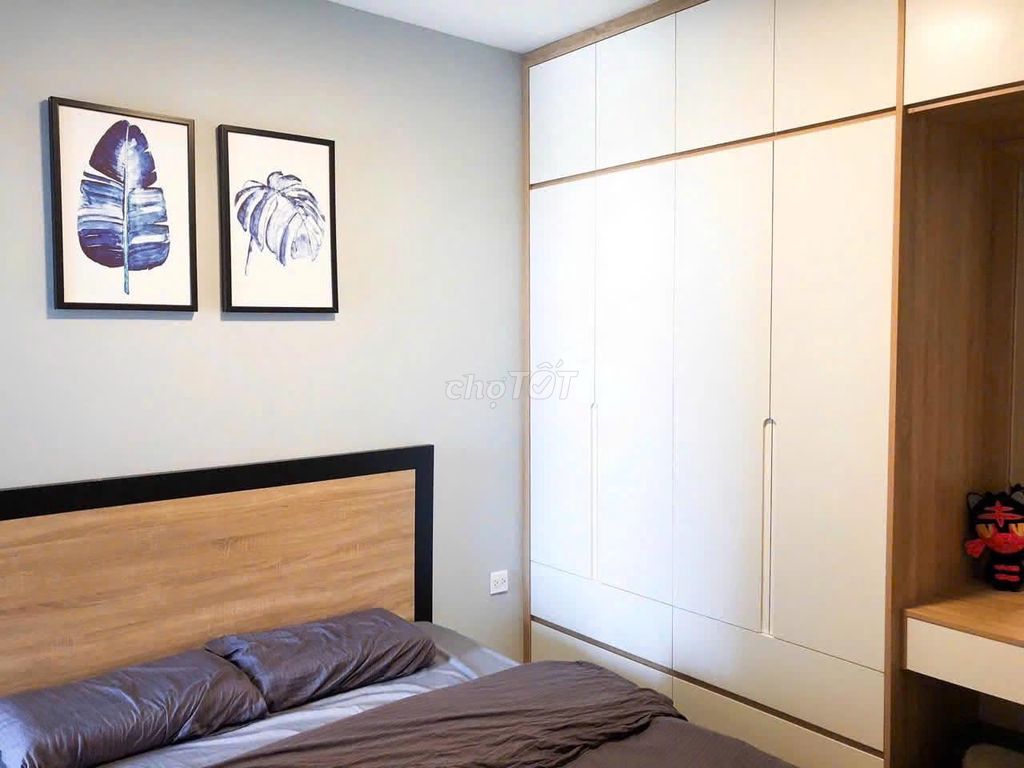 Rent the apartment of Botonica Premier 70 meters, 2 bedrooms, 17 million a month.