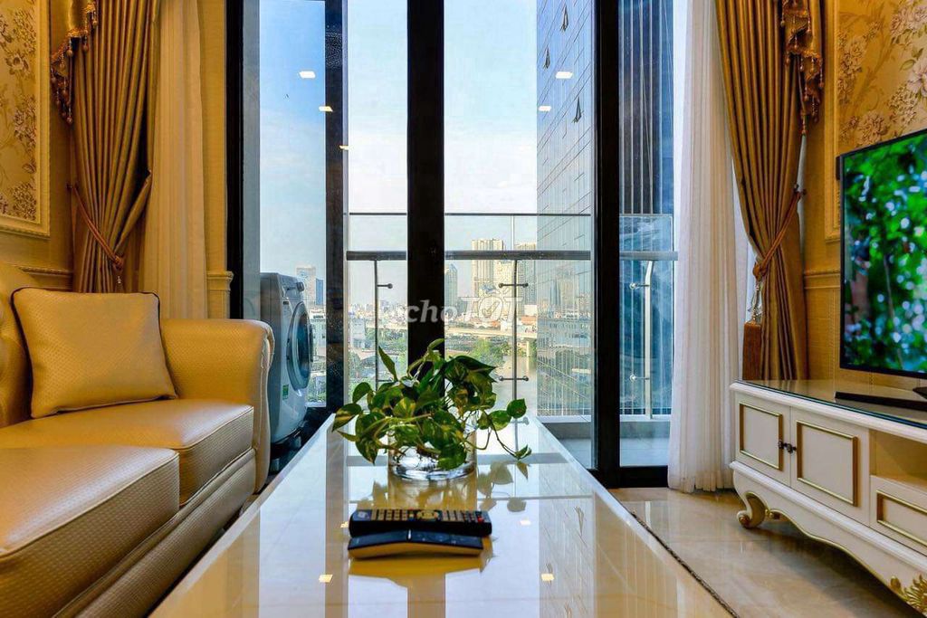 Need to rent a good apartment in The GoldView District 480 meters 2 bedroom 2 toilets.