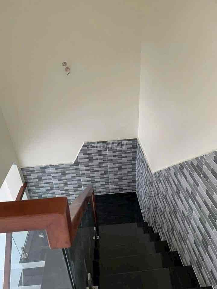 To rent a tx 48 house near the University of Yu Yue District 12 for 7 million and 5
