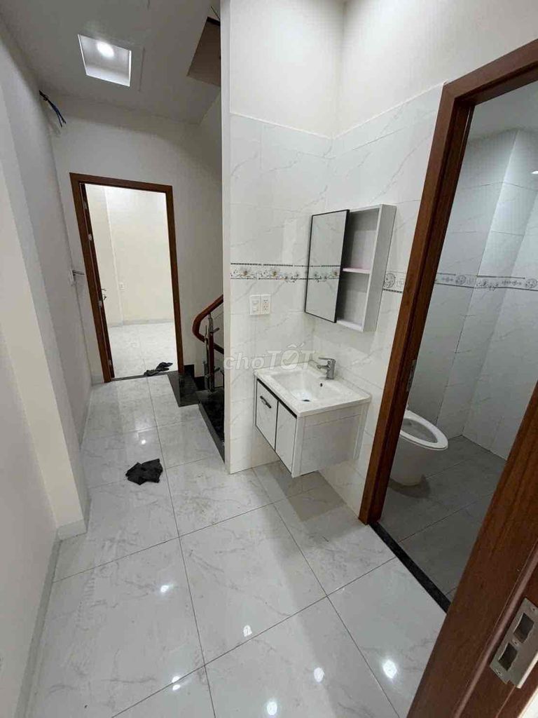 The new Hàn Hải Nguyên alley house.