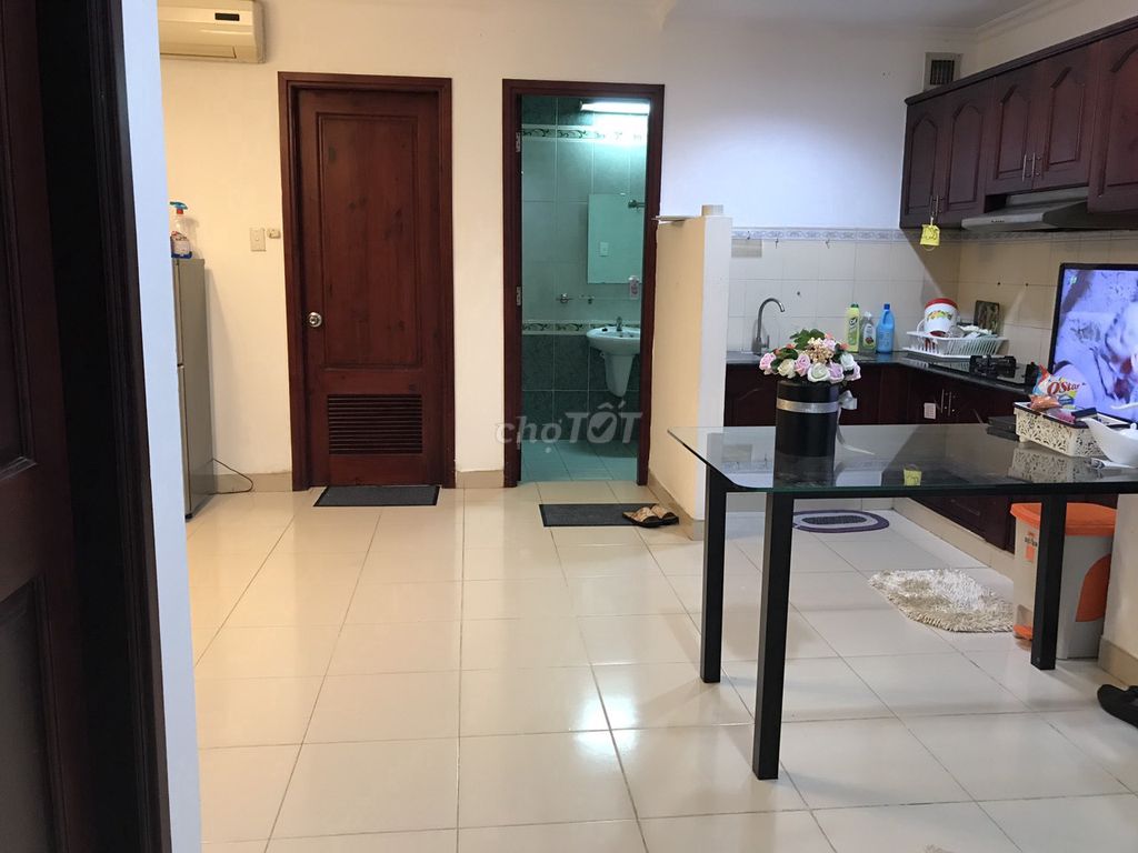 It's the owner of the Screc Tower building district 3 – 81 M2 (2 bedroom - 2 toilets) - high level