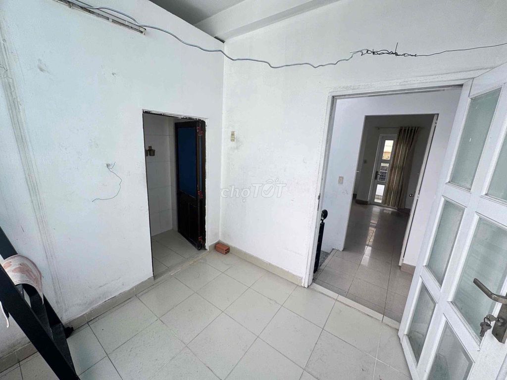 Rent the original house 46/ Bạch Đằng, Bình Thạnh - 1 MM 2 floors, 3 bedrooms