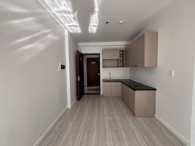 Two bedrooms. 55 M2 bathrooms full of utility right on the way.
