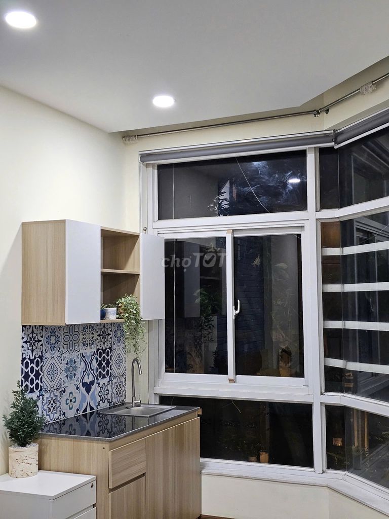 Upper-level motel 2777kic Amicence, P.Tân Phong, 7th District.