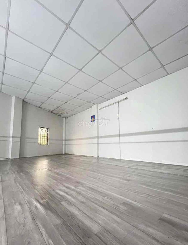 Room is Kha Vạn Cân and 2 Trường Thọ 30mm2 am. 3.8 million.