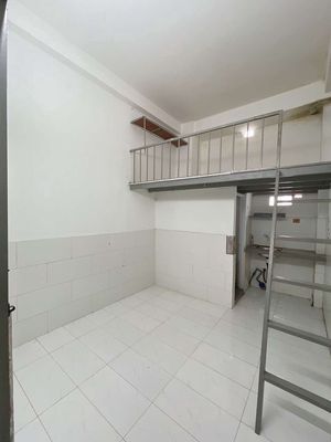 The Underprivileged Room Near the School of Greed