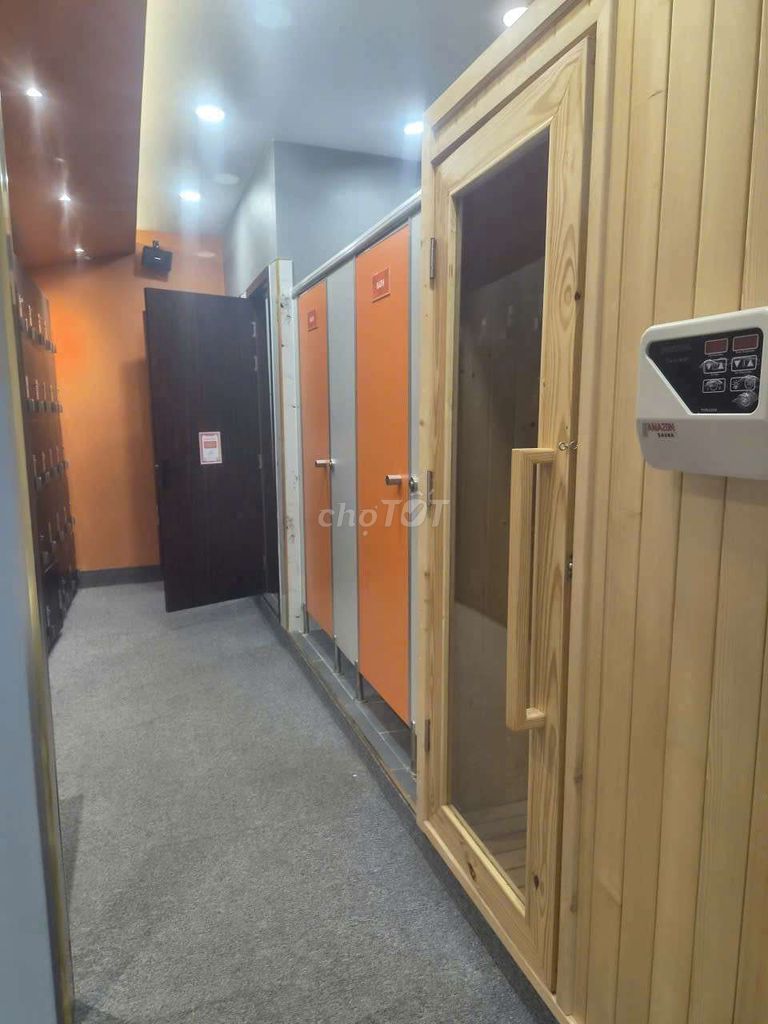 Rent Quốc lộ 50 cash near District 8-- which is the service apartment-- 22 x 30 M