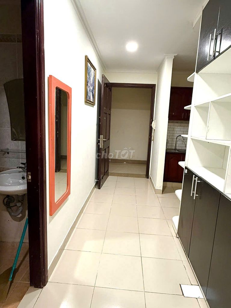 Rent the Scorec de 3, 2 bedrooms, 2 toilets, 80 meters,full interior,14.5 million.