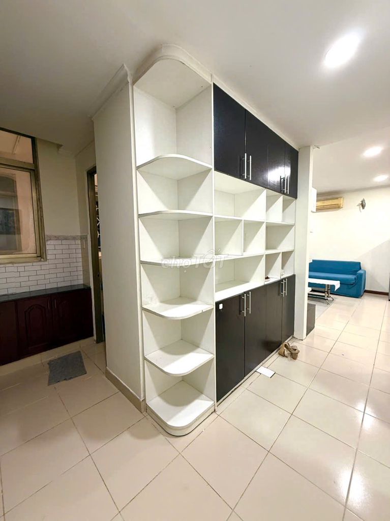 Rent the Scorec de 3, 2 bedrooms, 2 toilets, 80 meters,full interior,14.5 million.