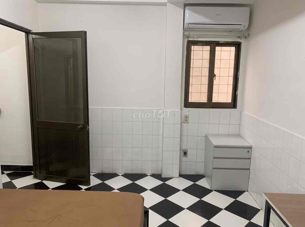 Women's Room - Tân Phú ON THE FINCH