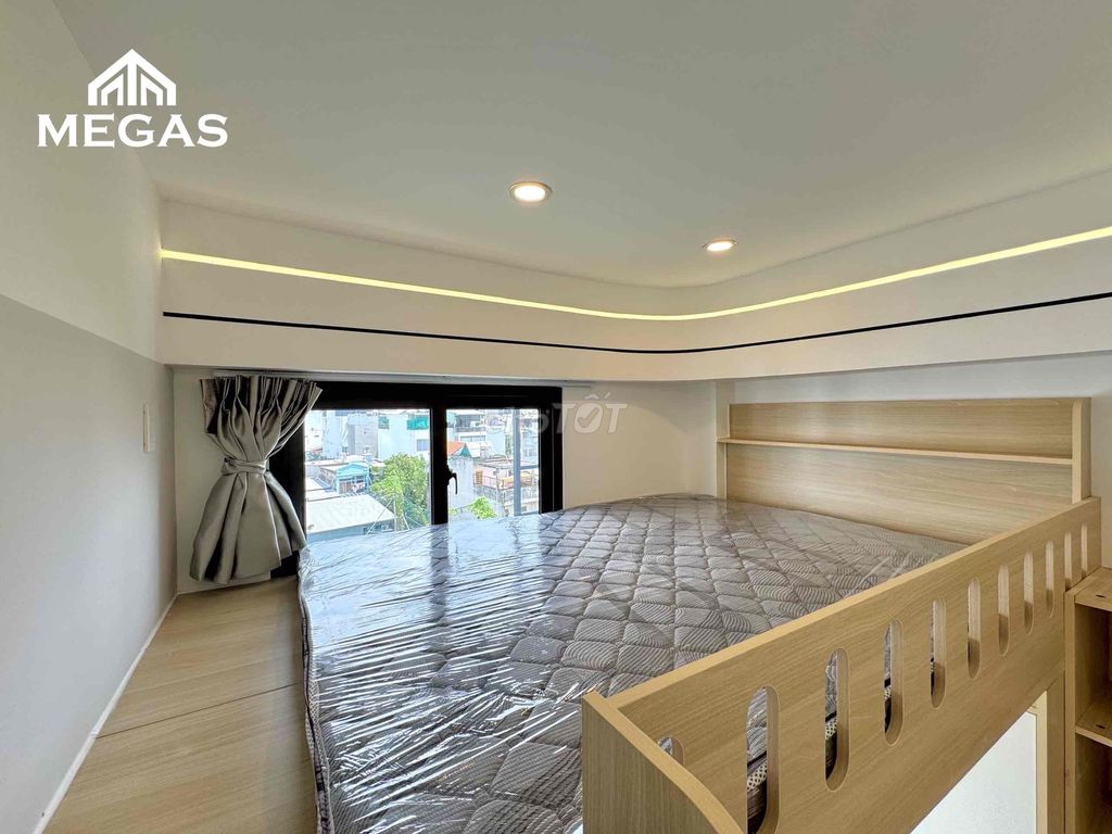 Dupex the open balcony - Full interior - View field