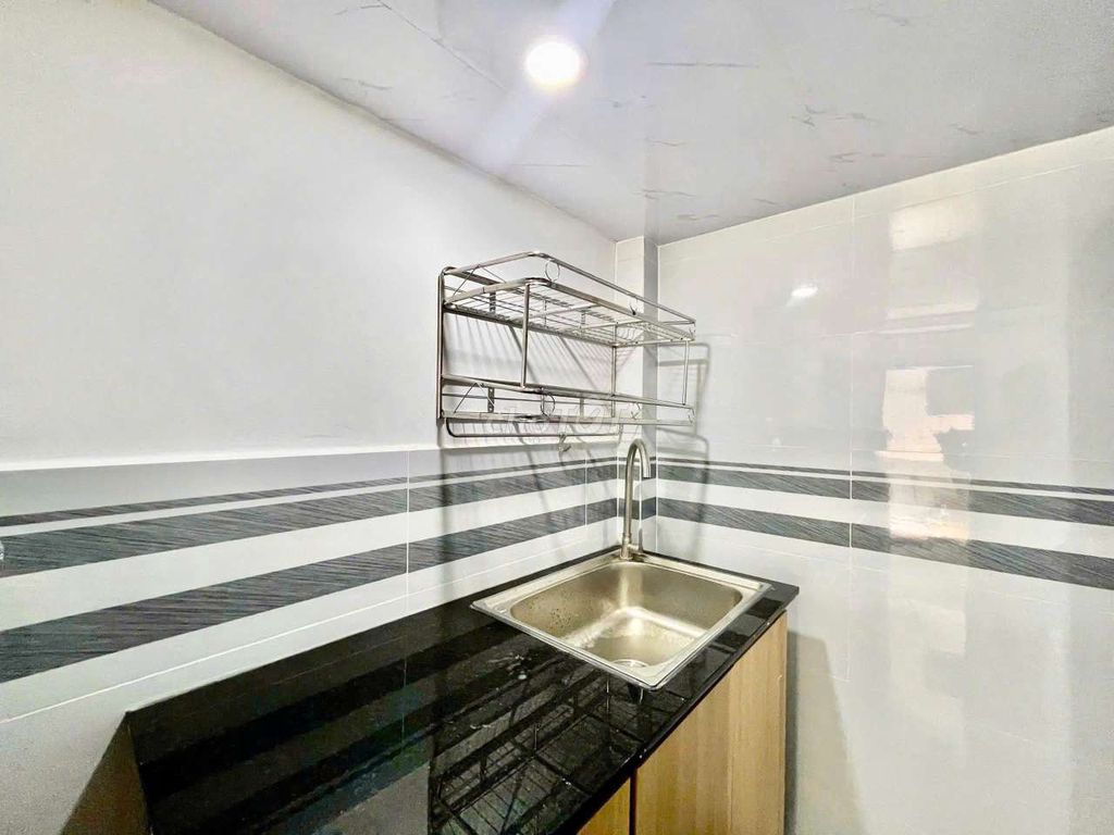 The interior room is 500 M's away from the agricultural university.