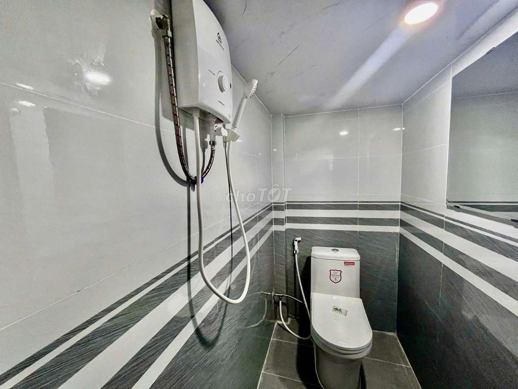 The interior room is 500 M's away from the agricultural university.