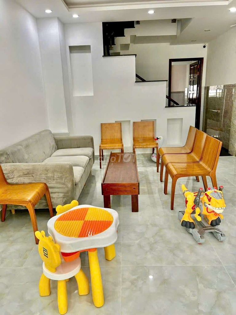 Rent a new home Full interior missile area 420 meters