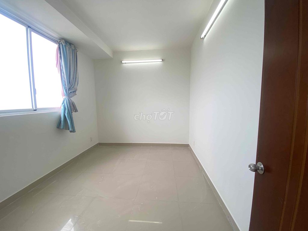 It's for Belleza, 7/80 meters, 9 million.