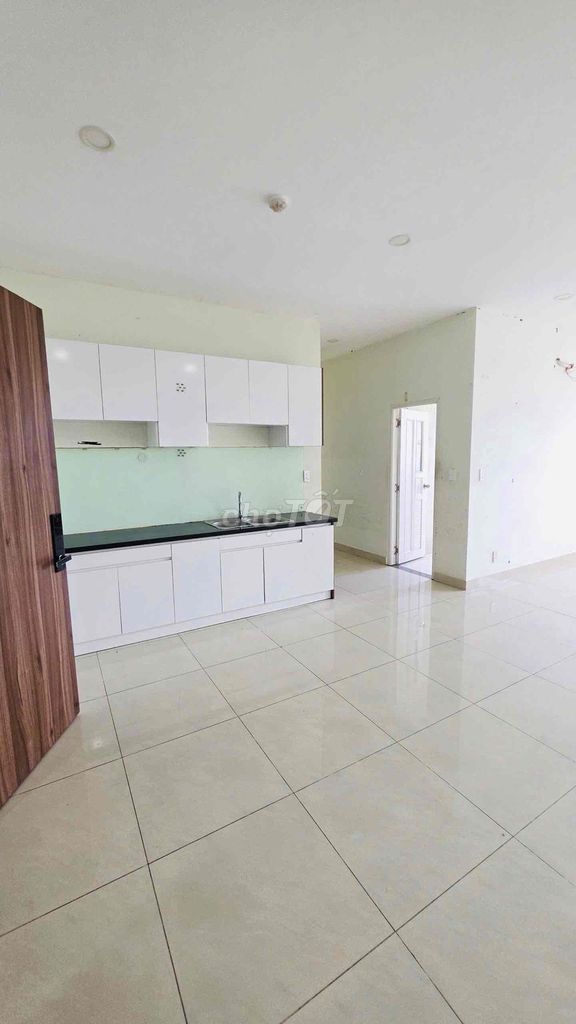 Rent apartment ttm Parm Mallow - three bedrooms, angle two sides of the road