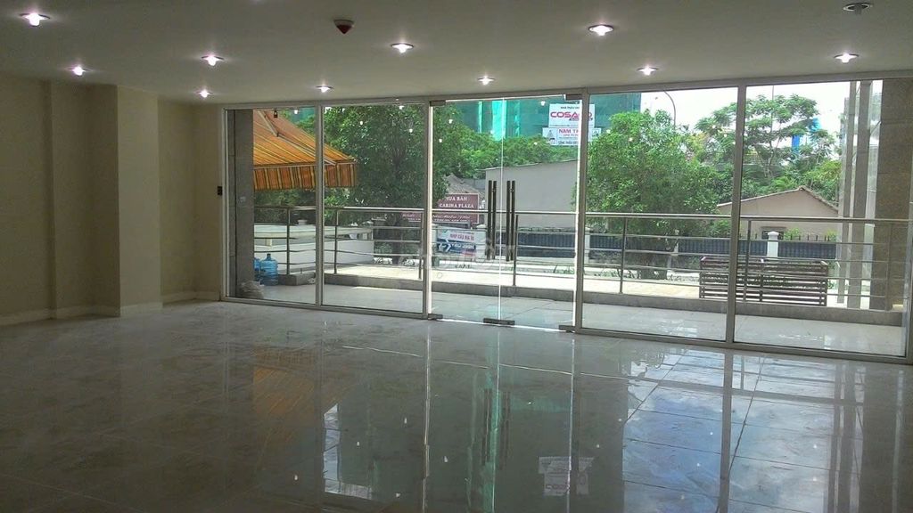 Need to rent a Shophouse on the Carina Plaza ground floor.