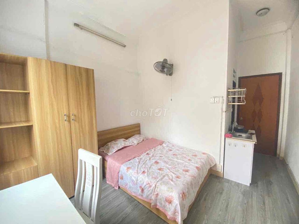 The apartment is full. 18 meters 2 right in the middle of the county. 1 .50 million.