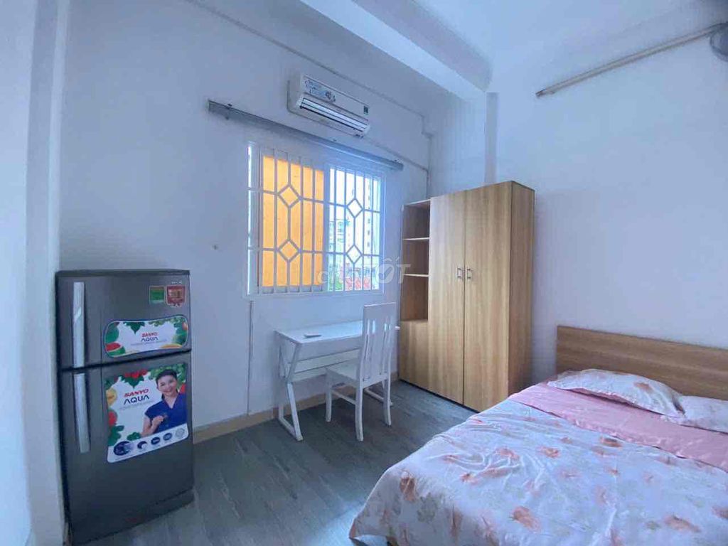 The apartment is full. 18 meters 2 right in the middle of the county. 1 .50 million.