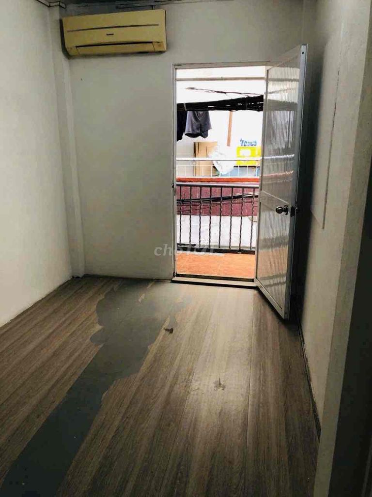 For renting Trần Phú District 5 21 meters 2 floors only 6 million 5