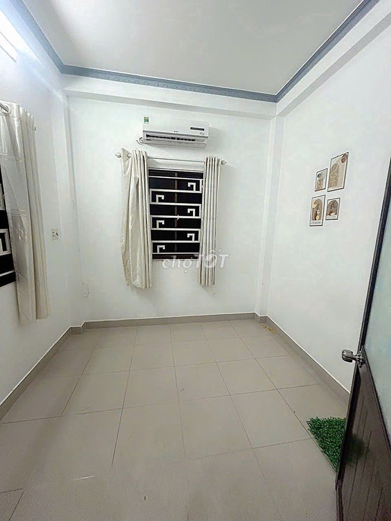 Q. Tân Phú. Rent cash houses and Krissi every profession.