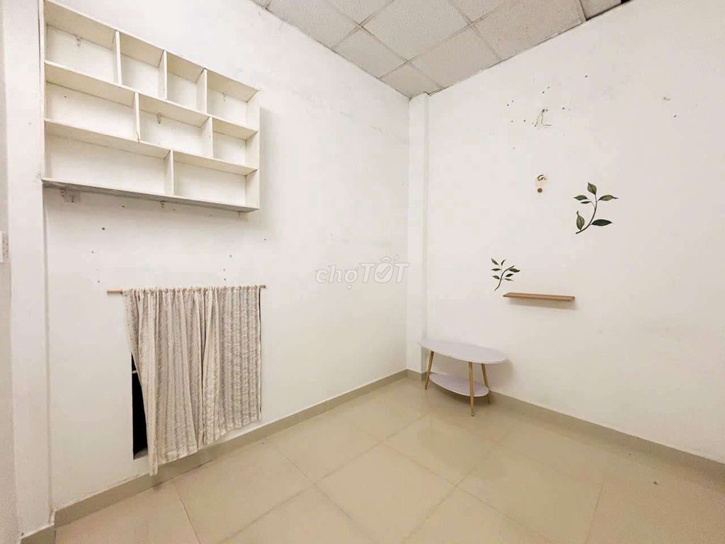 Rent the original house, August 10. District 3