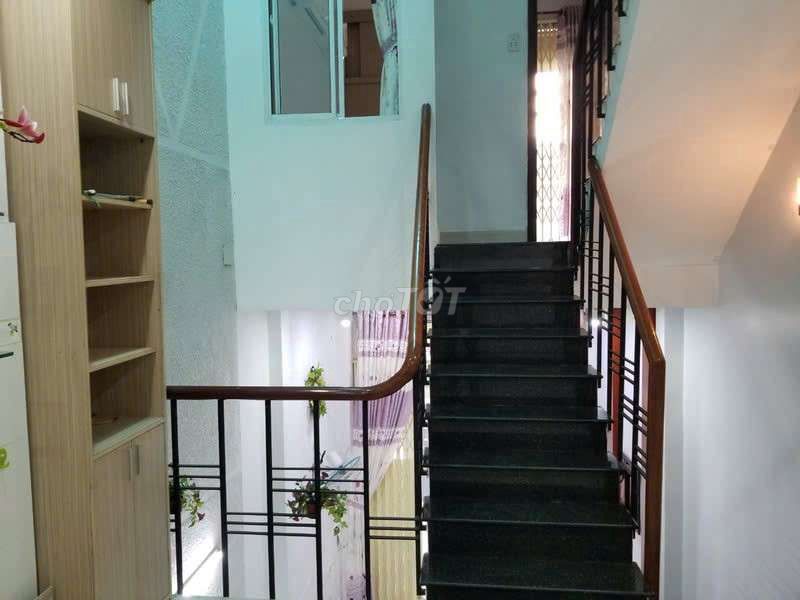 4 Room Tuệ Tĩnh