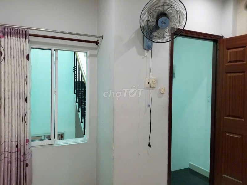 4 Room Tuệ Tĩnh
