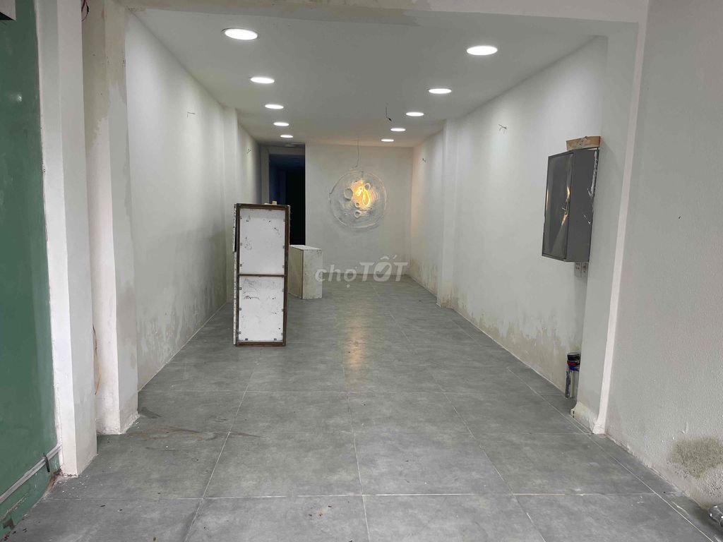 Rent Bank of 1 Nguyễn Thị Thập.