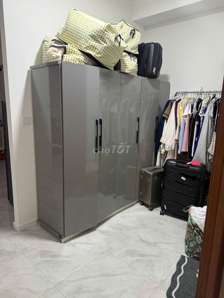 Rent The Privia-- two bedrooms full of furniture-- 10.5 million a month.
