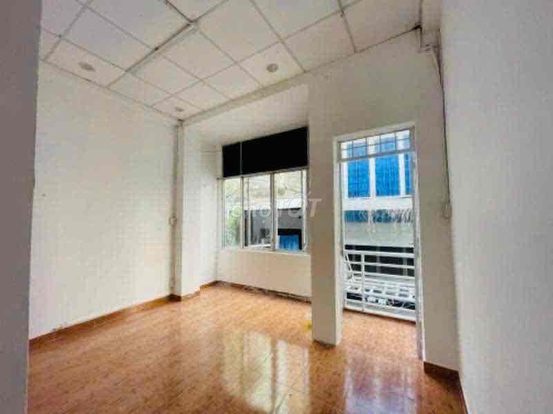 Three floors to your bedroom - 15 million