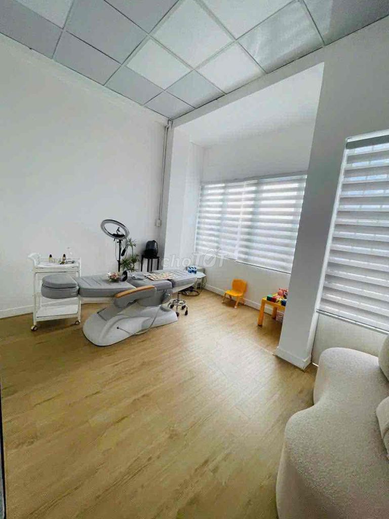 Three floors to your bedroom - 15 million
