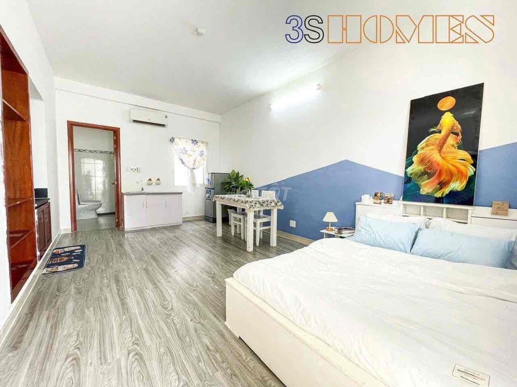 Nice little apartment.