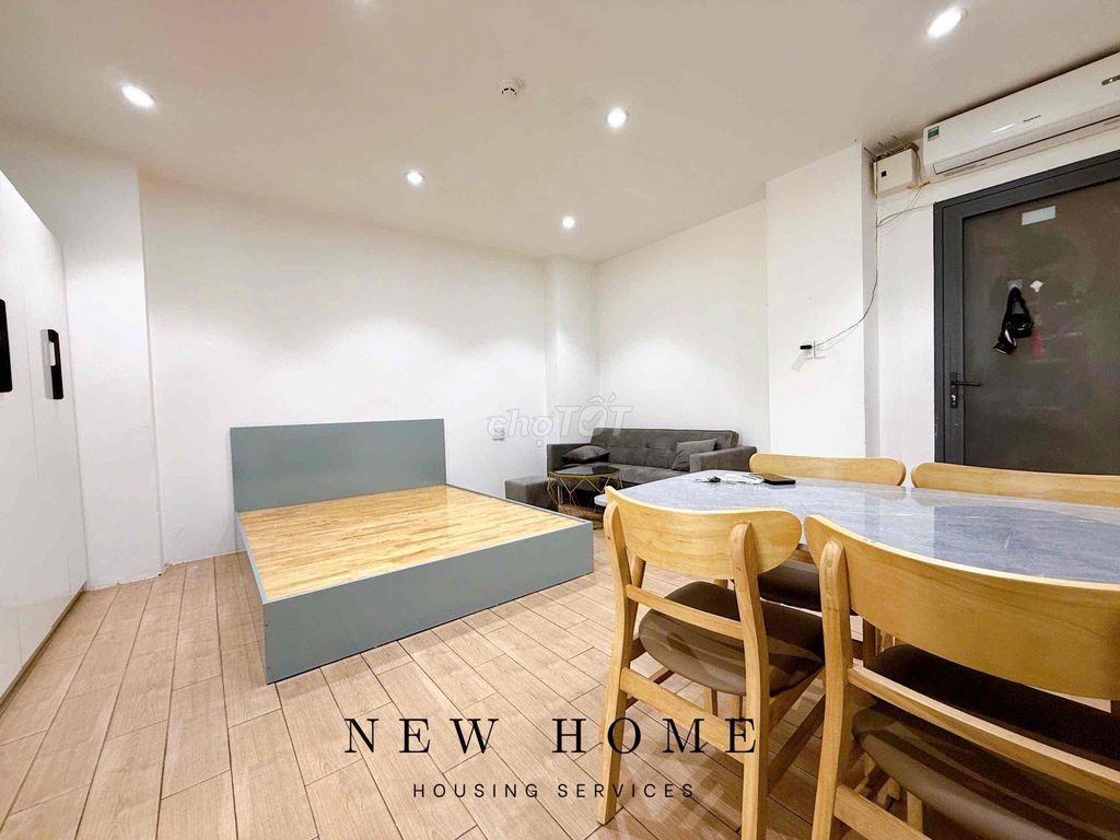 Small building. One bedroom. 40 meters.