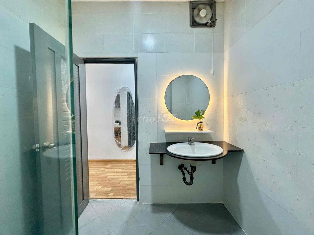 Rent a studio. A open balcony bedroom right near the independent compound.